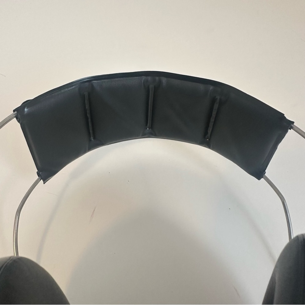 3M Peltor Junior Passive Hearing Protector, NRR: 22dB, Black